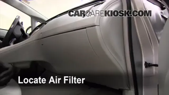 2010 Toyota Prius 1.8L 4 Cyl. Filtre à air (intérieur) Changement
